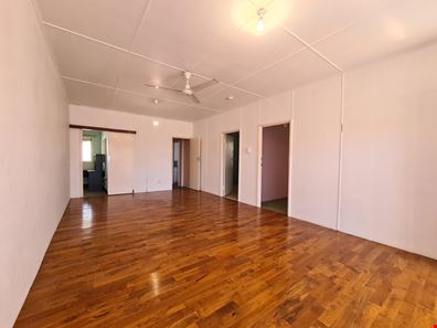 26 Richards Street, Carnarvon WA 6701