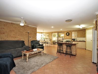 33 Thyme Way, Glen Iris WA 6230
