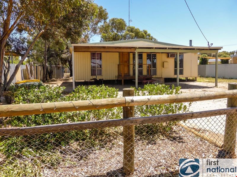 53 Muluckine Road, Muluckine WA 6401