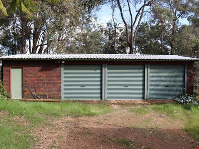 4 Nicholl Street, Glen Forrest WA 6071