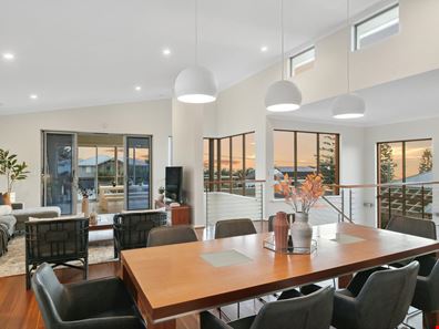 9A Margaret Street, Watermans Bay WA 6020