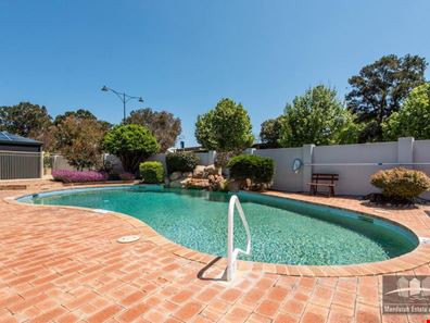 6/1-3 Hackett Street, Mandurah WA 6210