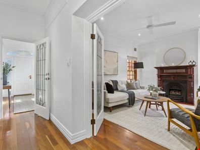 101 Shenton Road, Swanbourne WA 6010