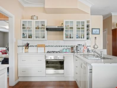 5B Ennis Street, Eaton WA 6232