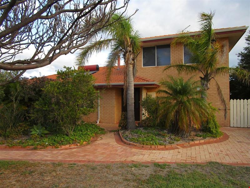24 Turton Hts, Dongara WA 6525
