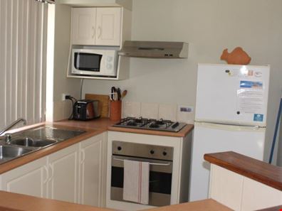 Unit 1 6 Marina Heights, Port Denison WA 6525