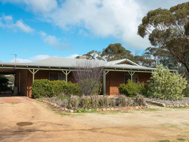 Lot 205 Riley Road, Moora WA 6510