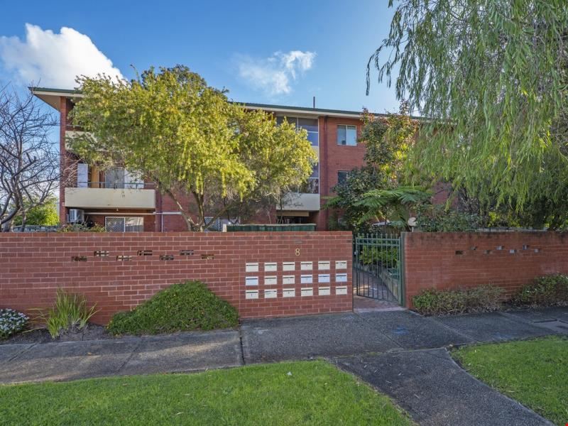 4/8 Wood Street, Inglewood WA 6052