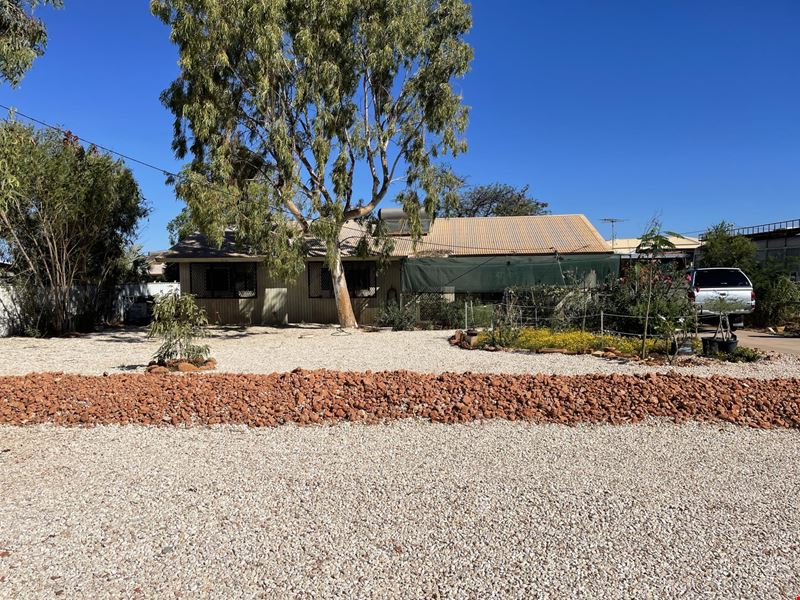 4 Fitzhardinge Street, Exmouth WA 6707