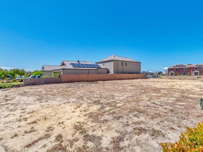 23 Waterlily Drive, Dudley Park WA 6210