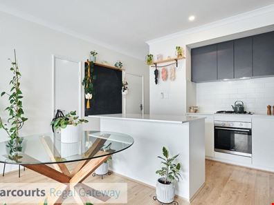 8/61 Delaronde Drive, Success WA 6164