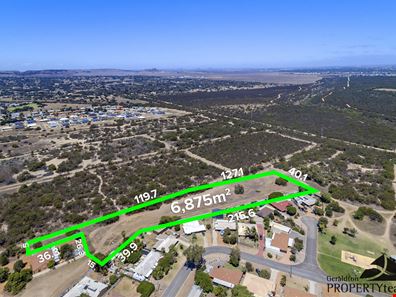 104 Chapman Valley Road, Waggrakine WA 6530