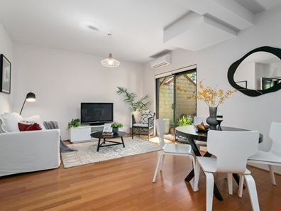 4/17 Troy Terrace, Daglish WA 6008