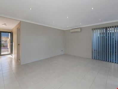 20/1 Cottonwood Drive, Baldivis WA 6171