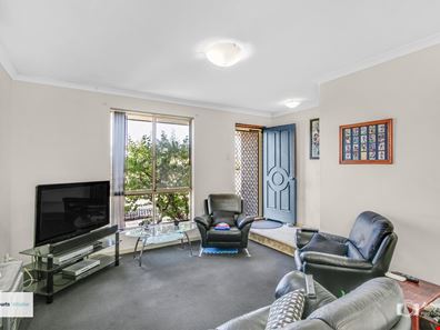 10 Apple Blossom Drive, Mirrabooka WA 6061