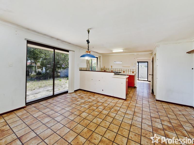 75 Freeland Way, Eden Hill WA 6054