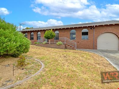 1 Adam Street, Bayonet Head WA 6330
