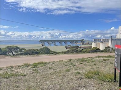 29 Bostock Street, West Beach WA 6450