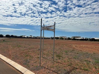 14 Pioneer Road, Baynton WA 6714