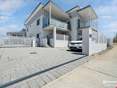 3/12 Kennerly Street, Cloverdale WA 6105