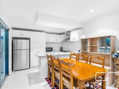 8 Chernoff Loop, Darch WA 6065