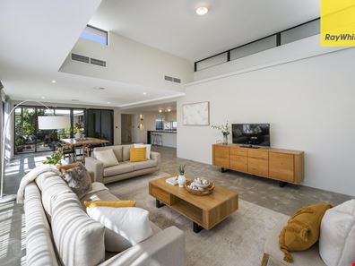 71 Bernley Drive, Viveash WA 6056