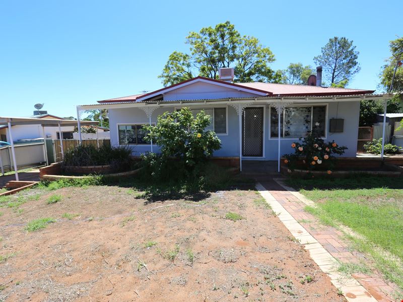 11 New Compton Street, Kambalda East WA 6442