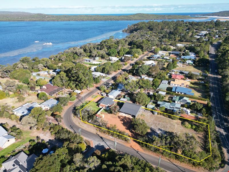 8 Minsterly Road, Ocean Beach WA 6333