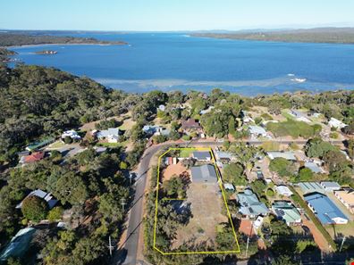 8 Minsterly Road, Ocean Beach WA 6333