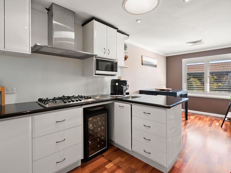 4/15 Point Walter Road, Bicton WA 6157