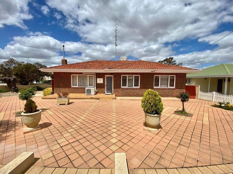 2 Avon Street, Quairading WA 6383