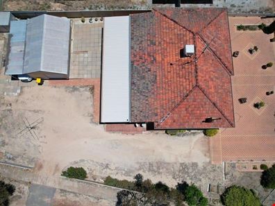 2 Avon Street, Quairading WA 6383