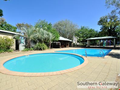 23/2 Pengilly Road, Orelia WA 6167