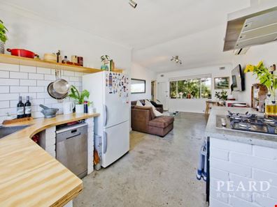 10/47 Deanmore Road, Scarborough WA 6019