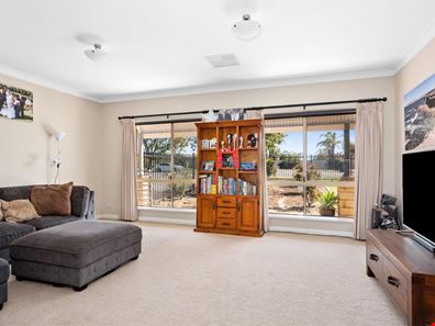 7 Turich Way, Victory Heights WA 6432