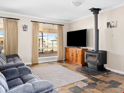 7 Turich Way, Victory Heights WA 6432