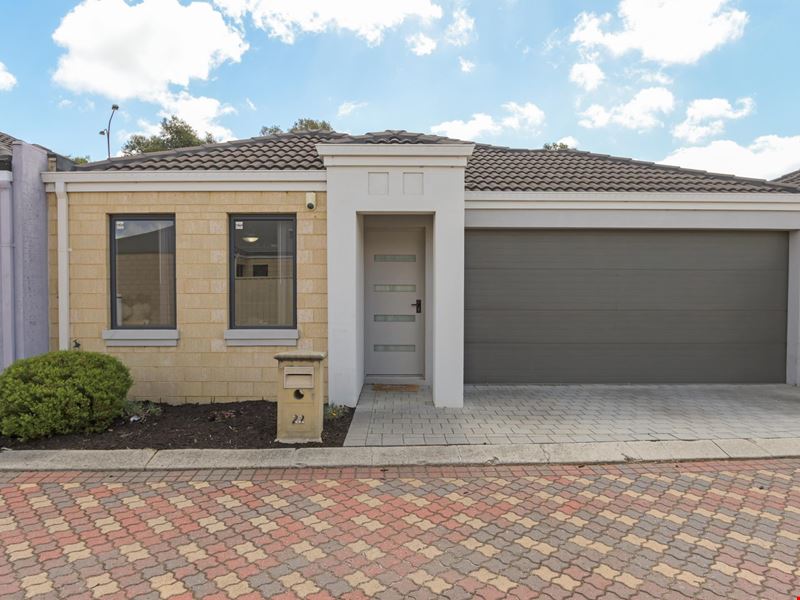22/26 Churchill  Green, Canning Vale WA 6155