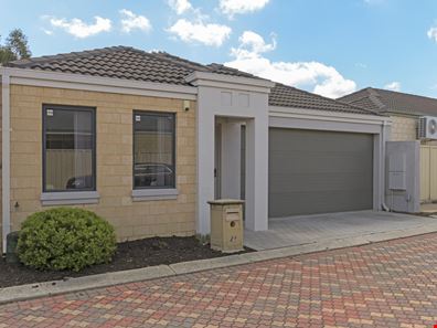 22/26 Churchill  Green, Canning Vale WA 6155