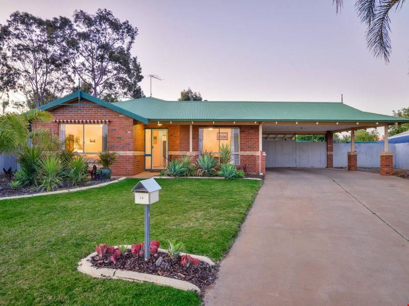 32 Arcoona Avenue, Golden Bay WA 6174