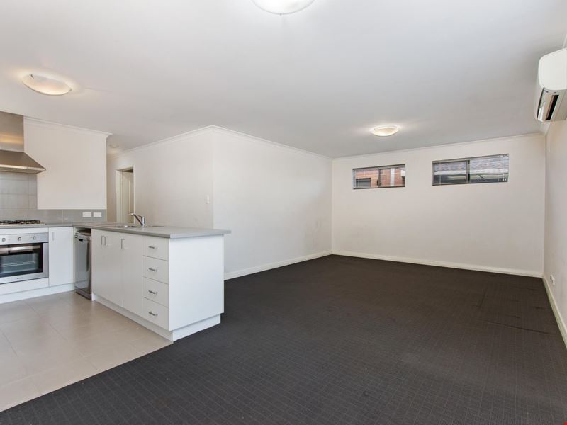 3/7 Pyrenees Pkwy, Baldivis WA 6171