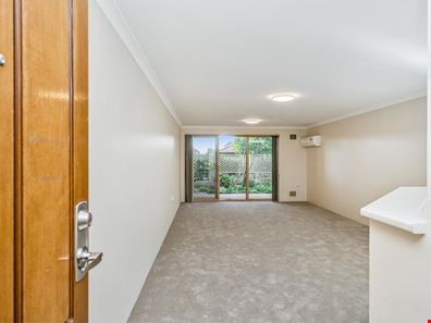 30/39 Elizabeth Street, Cloverdale WA 6105