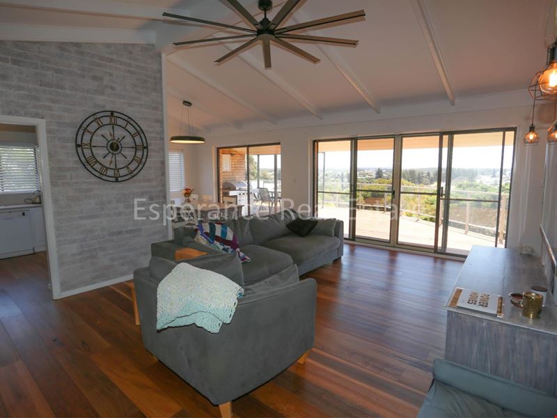 12 Twilight Beach Road, West Beach WA 6450