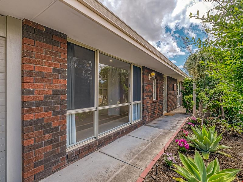 14 Abinger Road, Lynwood WA 6147