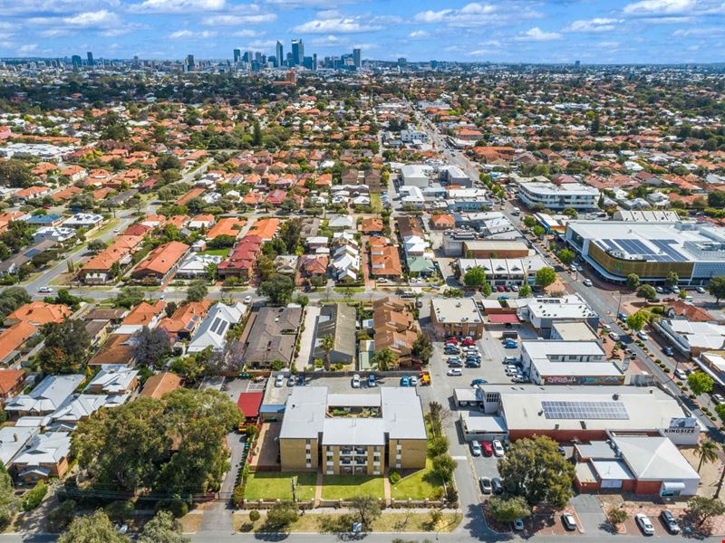 157 Ninth Avenue, Inglewood WA 6052