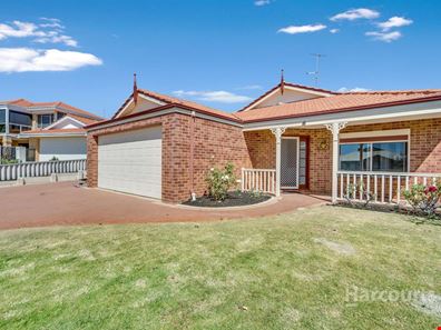 19 Leveque Loop, San Remo WA 6210