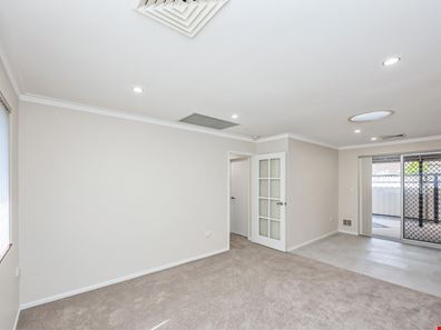 38/10 Houtmans Street, Shelley WA 6148