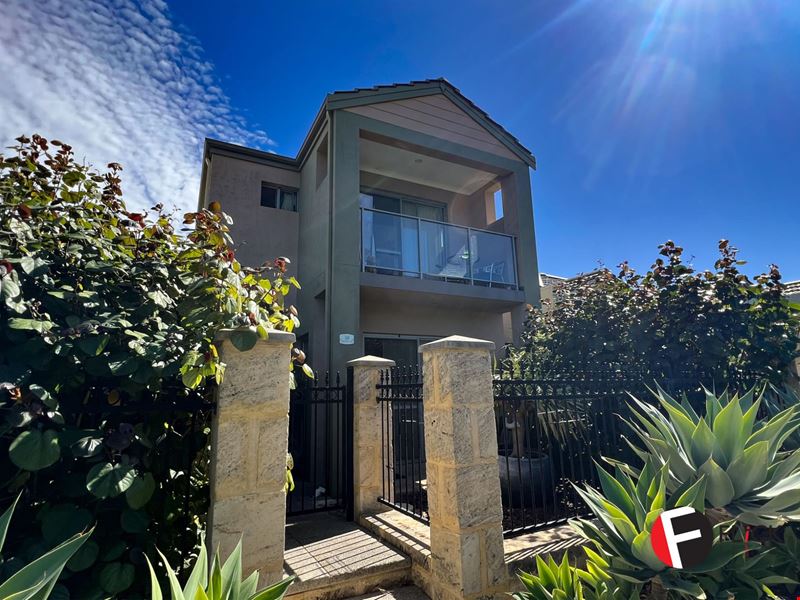 38 Nashville Loop, Currambine WA 6028