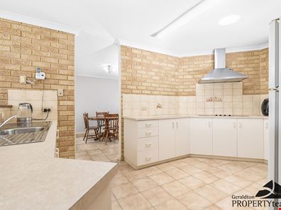 55 Sunnybanks Drive, Strathalbyn WA 6530