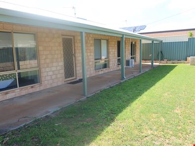 16 Ocean Drive, Port Denison WA 6525