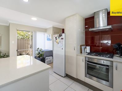 1/6 Sayer Street, Midland WA 6056